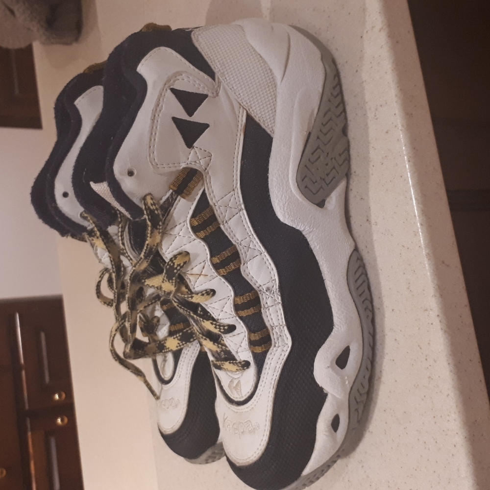 Kaepa high tops size 7 women's